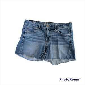 American Eagle Outfitters Jean Shorts - women size 8